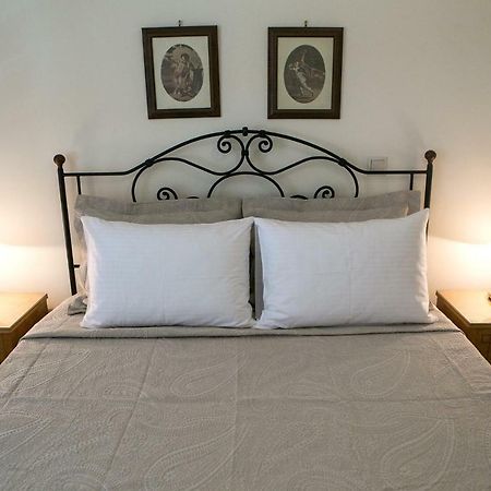 Best House, Larisis Metro, เอเธนส์ ภายนอก รูปภาพ
