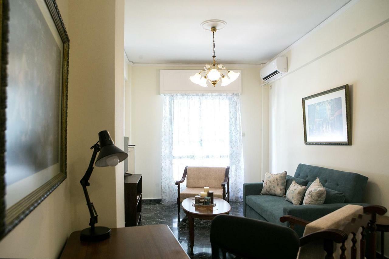 Best House, Larisis Metro, เอเธนส์ ภายนอก รูปภาพ