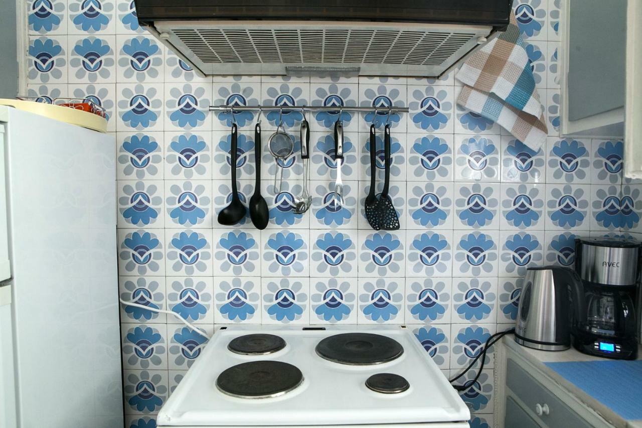 Best House, Larisis Metro, เอเธนส์ ภายนอก รูปภาพ